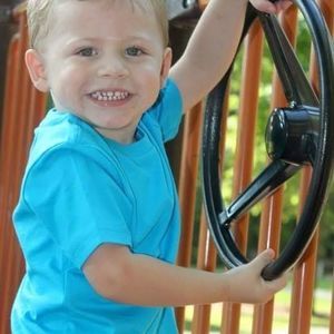 Meet your Posher, Lori